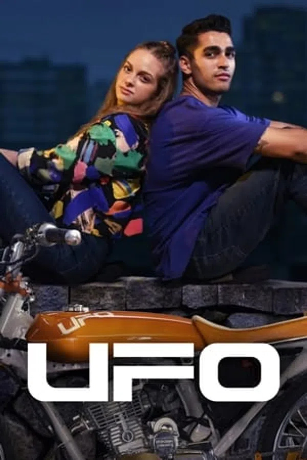 Poster phim Tình Yêu UFO trên KhoPhim